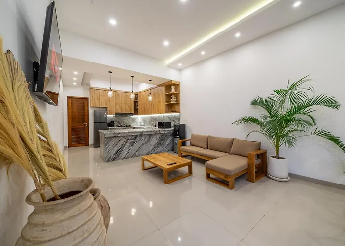 With Pool & Kitchen- New Listing - Perfect Getaway Villa Canggu